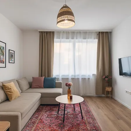 Charmcity With Air-condition Apartment